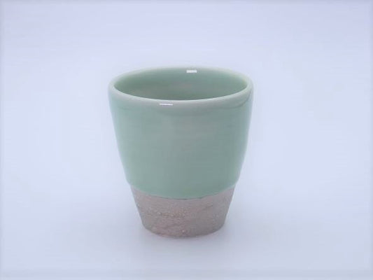 Tou Kobo Houki Ginsai Celadon Cup product view 1, optimized from source image without color changes